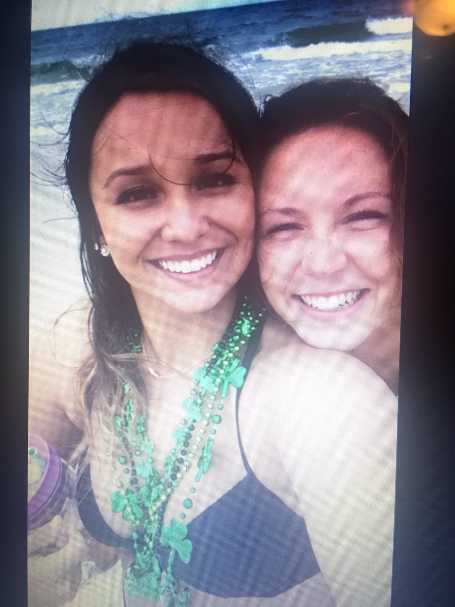 SummerDawn08's tweet image. Take us back to the beach together #springbreak16 🍀🍺