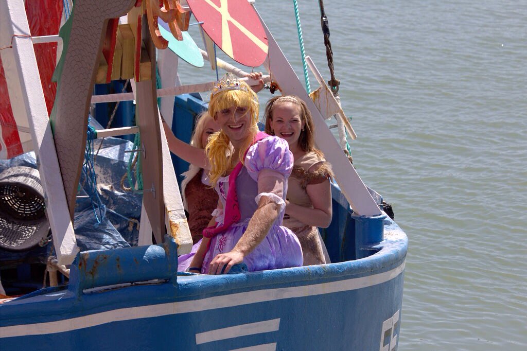 See you on the Quay 12 &amp; 13 Aug <a href="/folkestonefish/">Folkestone Trawlers</a> <a href="/mariner_the/">The Mariner</a> @shepwaydc <a href="/folkestonetc/">Folkestone TC</a> <a href="/DamianCollins/">Damian Collins</a> <a href="/FolkestoneRT/">FolkestoneRT</a> <a href="/mrpetercocks/">Peter Cocks</a> @localrags