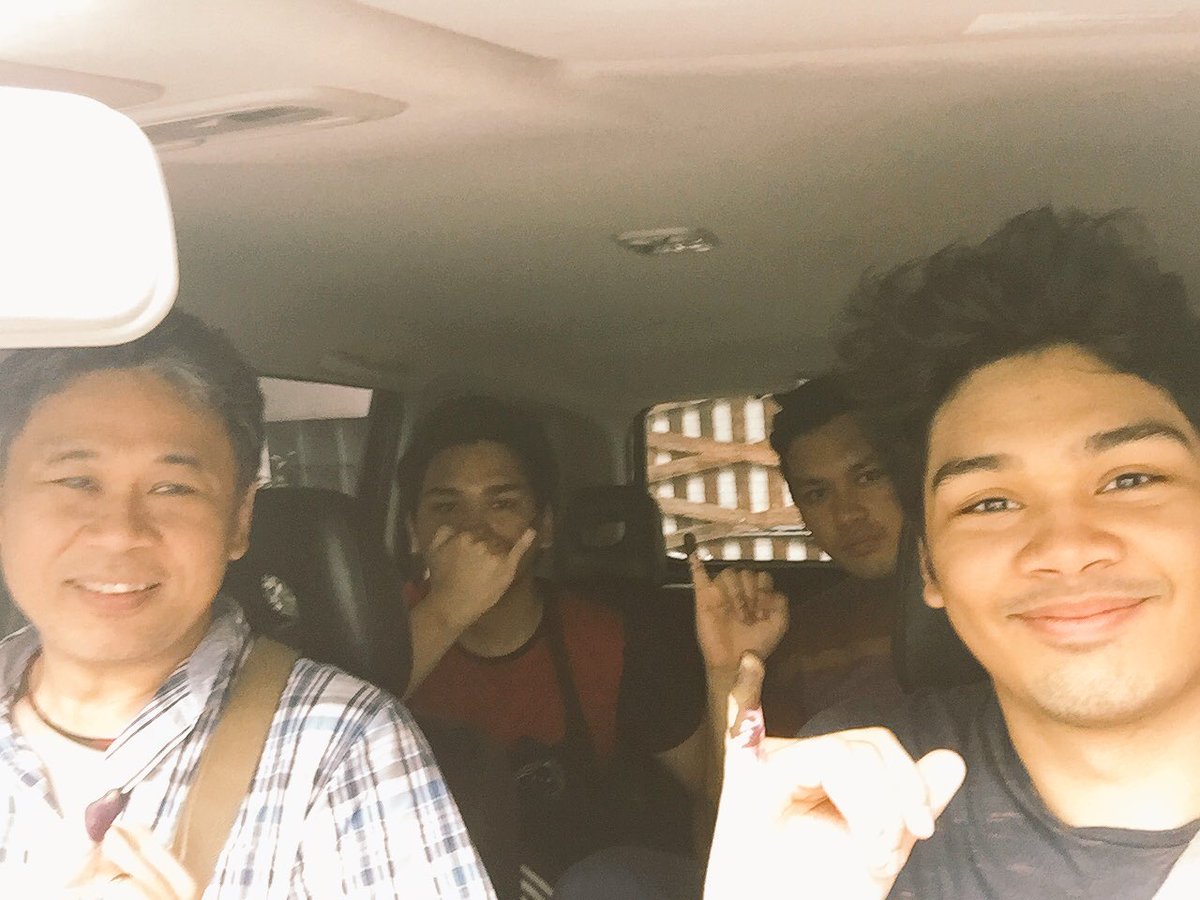 AnotherTunist's tweet photo. siapa yang udah nyoblos?? foto coba kelingkingmu biar lebih bagus kalau kata reuben wkwk bois udah nyoblos. kalian jangan sampe golput ya! https://t.co/LrvaUdY7vg