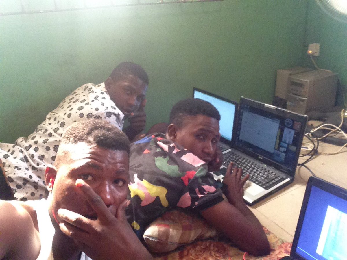 KayodeElijah7's tweet image. I and my goons working