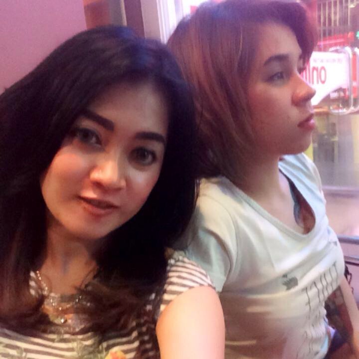 RadhaSyabilla's tweet photo. Come join me, or you'll be left behind #BIGOLIVE > To love u more.  https://t.co/VfFjfXRiM8 https://t.co/nBlqM4m69z