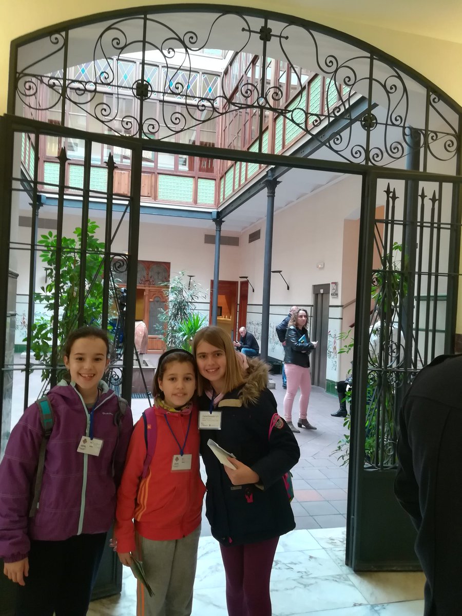 csolersol's tweet photo. Casa dels caragols#CSada17#WMCP17#CEIPMGG https://t.co/hSUH7ounGo
