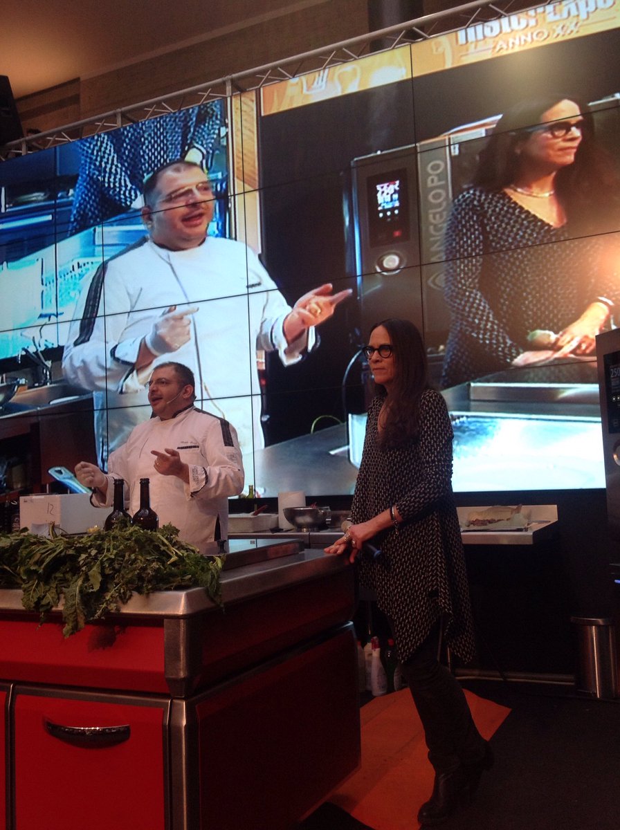 Far assaggiare il proprio cibo è un simbolo di intimità: quello che prepara rappresenta la sua #visione di cucina #NicolaRusso <a href="/Cook_inc/">Cook_inc. Magazine</a>