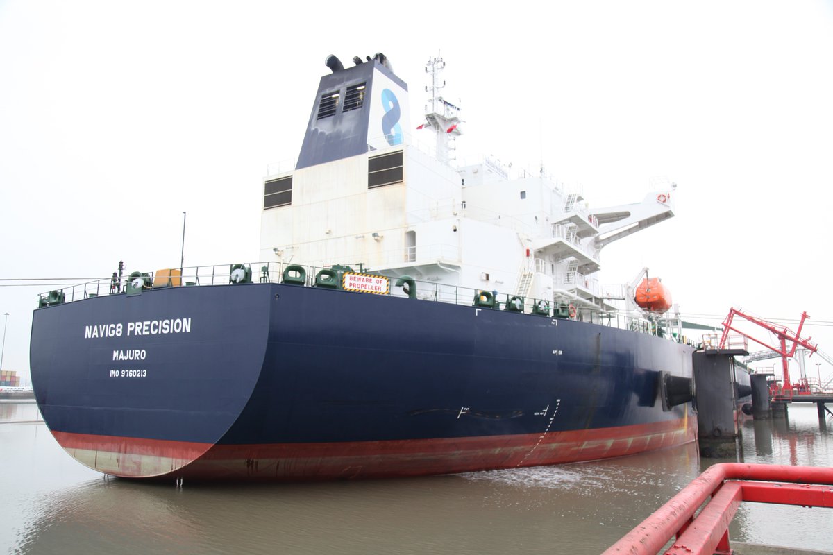 bristolport's tweet photo. Below is of one of the 1st post panamax tankers to visit #RPD with a 38m beam! #Navig8Precision is unloading #aviation #fuel from #Kuwait. https://t.co/JZbFZq3qHT