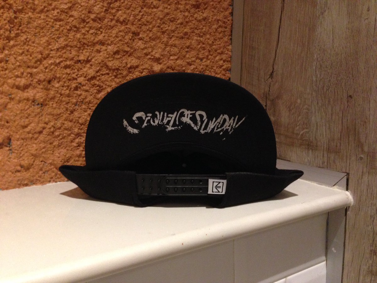 Merch snapback sequel of sunday   IDR 90k 🎁