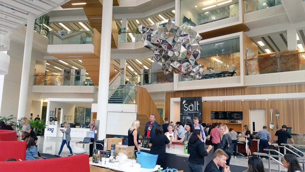 Mr_Madness's tweet photo. @AngelaFarrelly Such a huge social media / digital marketing event in the CBD, @TVONENZ @NewshubNZ @nzherald @NZStuff @TechdayNZ should cover #smcakl https://t.co/icdXZouzvg