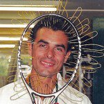 RacketSpecialis's tweet photo. Πώς επηρεάζει η χαμηλή θερμοκρασία τη ρακέτα, τις χορδές και τις μπάλες. - https://t.co/p0it16Epw6 https://t.co/f2ciFAudhV