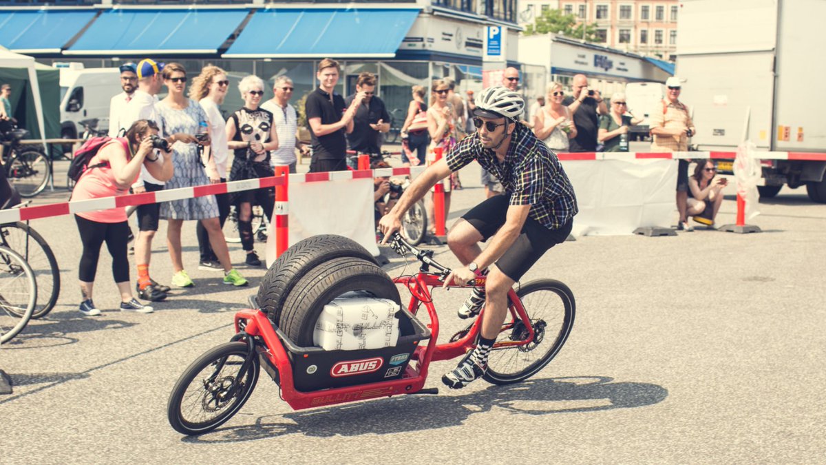 ChicagoCargo's tweet image. We didn't go no where, we just ain't been tweetin! Our apologies, now let's get you set up on a fast #cargobike: