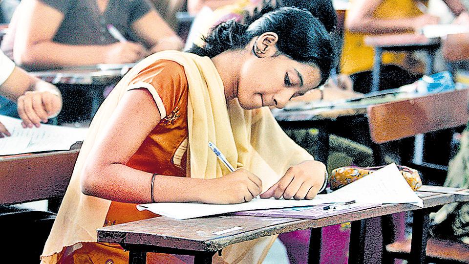 htTweets's tweet photo. #UPSC Civil Services Prelims 2017: Your guide to cracking the examination https://t.co/gprBj1EKin https://t.co/NKkUp9WdMZ