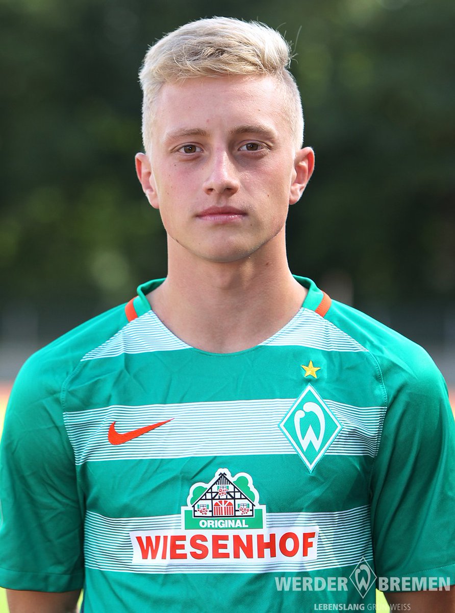 werderfrauen's tweet photo. Viele Geburtstagskinder im #werderLZ. Luke #Dettki wird heute 17 Jahre, Jonas #Böhning und Dominic #Cyriacks 18 Jahre. Alles Gute! https://t.co/YNOghE2tbr