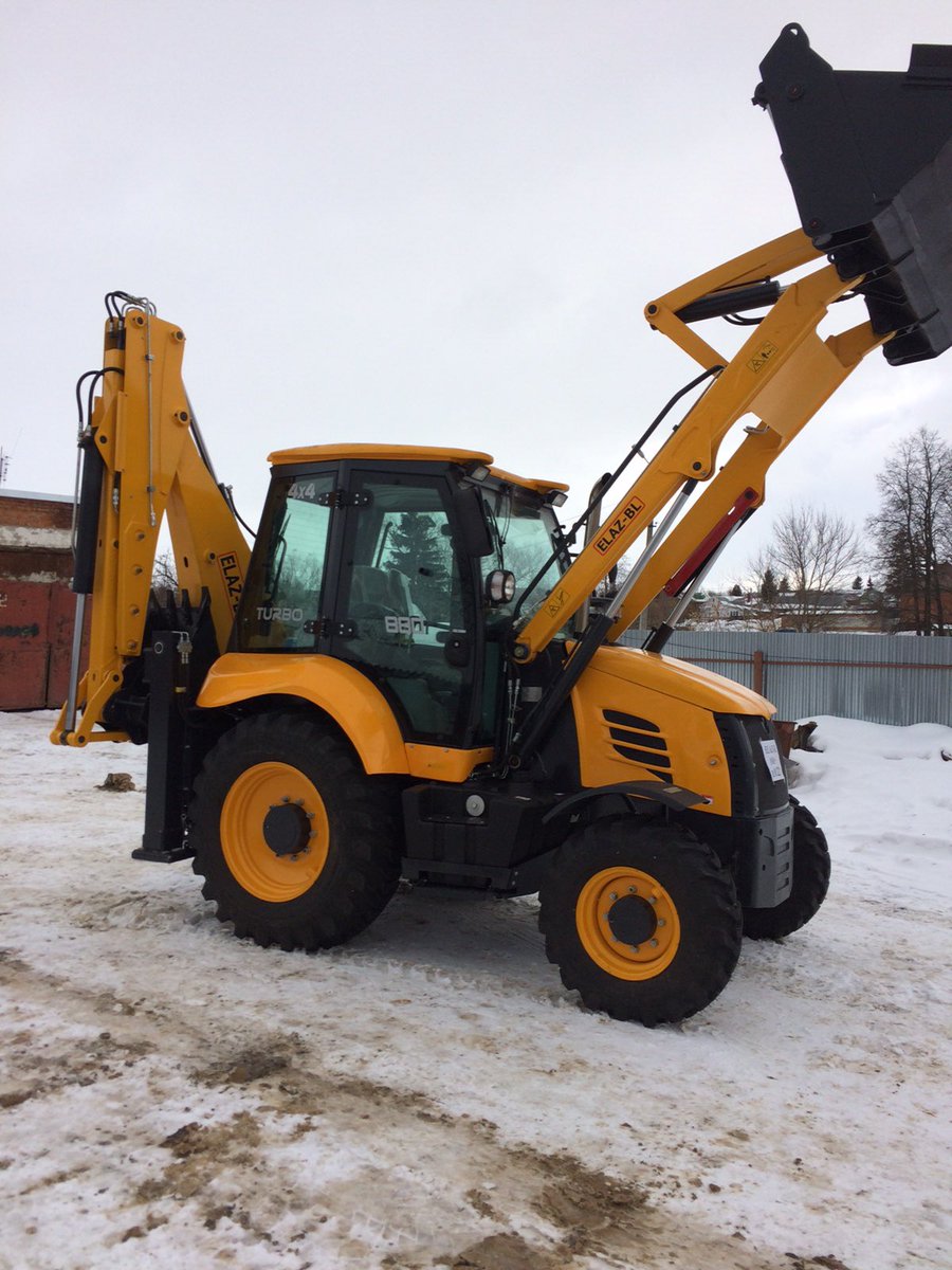 <a href="/Tularegion71/">Правительство ТО</a> АМО Веневский район произвел закупку экскаватора - погрузчика для нужд ЖКХ района