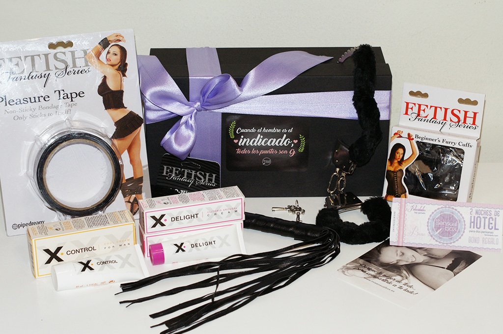 MiSensualBox's tweet photo. Reta a tu pareja de la manera más SENSUAL, ATREVIDA Y DIVERTIDA😜 #SorpresasDePareja #MiSensualBox #FelizMiercoles https://t.co/f28VY1p5Hs https://t.co/NG50muVg47