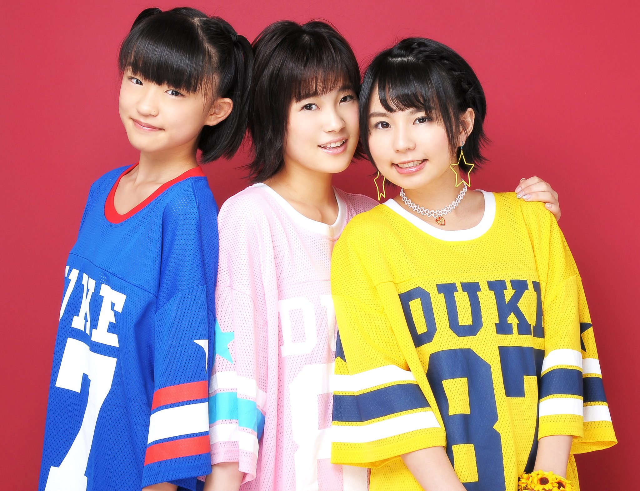 女子十二楽坊　サイン　直筆 女子十二楽坊 サイン 直筆 少女版！小女子十二楽坊が登場