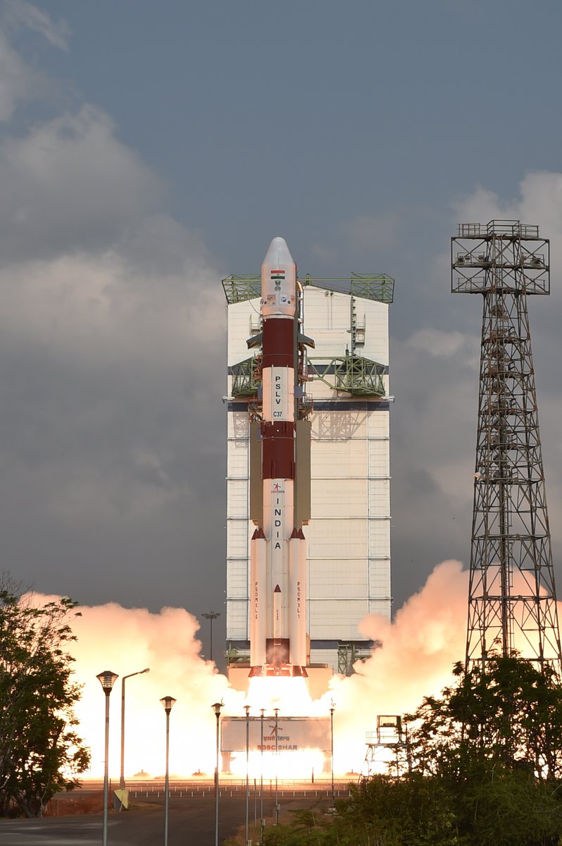 airnewsalerts's tweet image. Glimpses of #PSLVC37 launch from #Sriharikota.