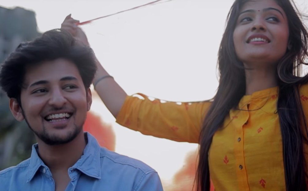 YouTubeIndia's tweet photo. Did not sign up for these feels.
@DarshanRavalDZ surely knows a way into your heart 
→ https://t.co/VUKw88SyAY #SaariKiSaari https://t.co/19TPrRKnyR