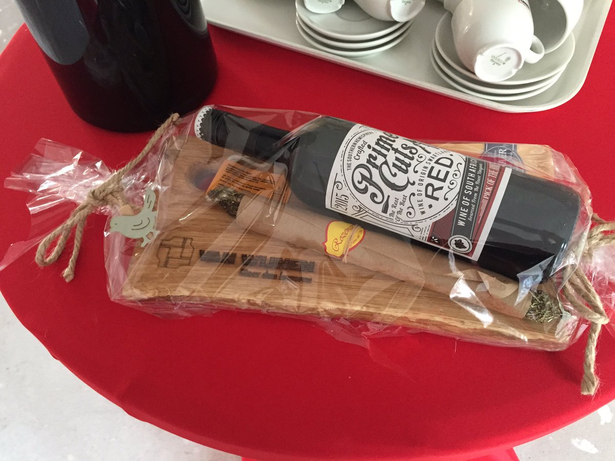 Eerste oplevering vandaag <a href="/Broekrijk/">Broekrijk</a> fase 3 <a href="/VanWijnenGroep/">Van Wijnen</a>, het plezier straalt er zichtbaar vanaf bij de bewoners #machtig #teamwork