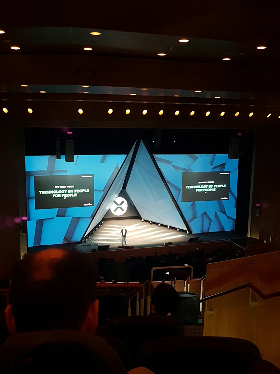 BallsMediaSales's tweet photo. Technology by people for people @Accenture #DTS #dublintechsummit https://t.co/bRmUiD0hfK