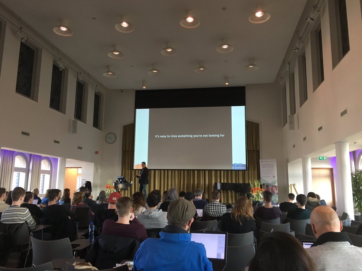 daphnehagen's tweet photo. Learning to visualize our #town centre data to make most of it with #tableau #tableautour #hva @CMI_HvA  @hva https://t.co/wx4XzaiqHH
