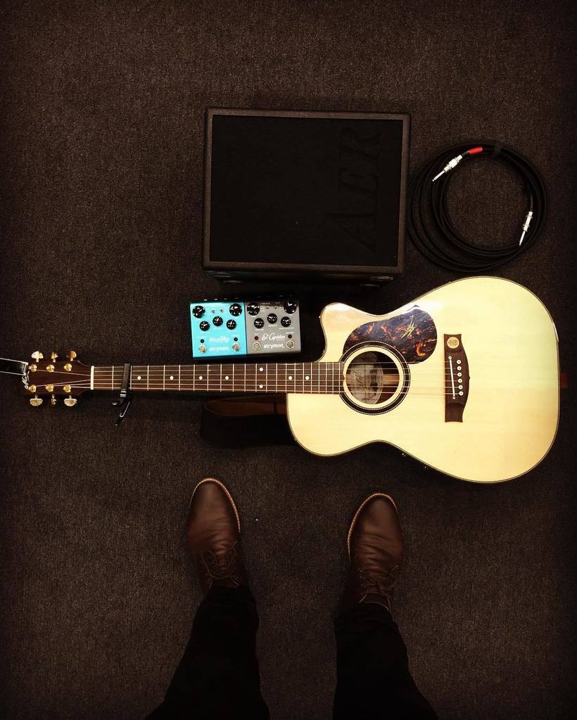 christopherbee's tweet photo. maton 70th anni 808 -> el cap -> bluesky -> aer compact 60 #straya - https://t.co/4njpNqZKgD https://t.co/DkhPtKSGAb