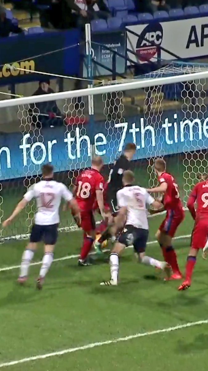 NorthernFailure's tweet photo. @BBCMancSports he should have gone to @Specsavers https://t.co/GbZdWtL9nd