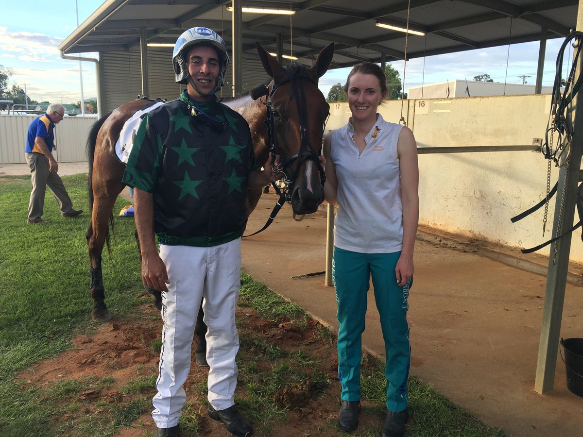 Groundwork winner of race 3, Josh Duggan &amp; owner Ellen Tormey