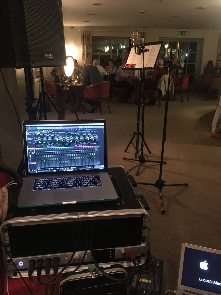 rtcnelmes's tweet photo. A wonderful gig last night with the magnificent Miss Jessica Beaumont - definitely a talent to watch out for in the near future! https://t.co/EQgglxqNhA