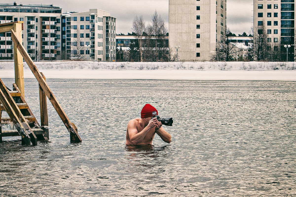 henriluoma's tweet photo. Getting ready for tonight's event! #beardare #eventphotographer #iceintofire #polarbearpitching #visitoulu #ourfinland #canonsuomi #HLPfi https://t.co/JB2fgbjIap