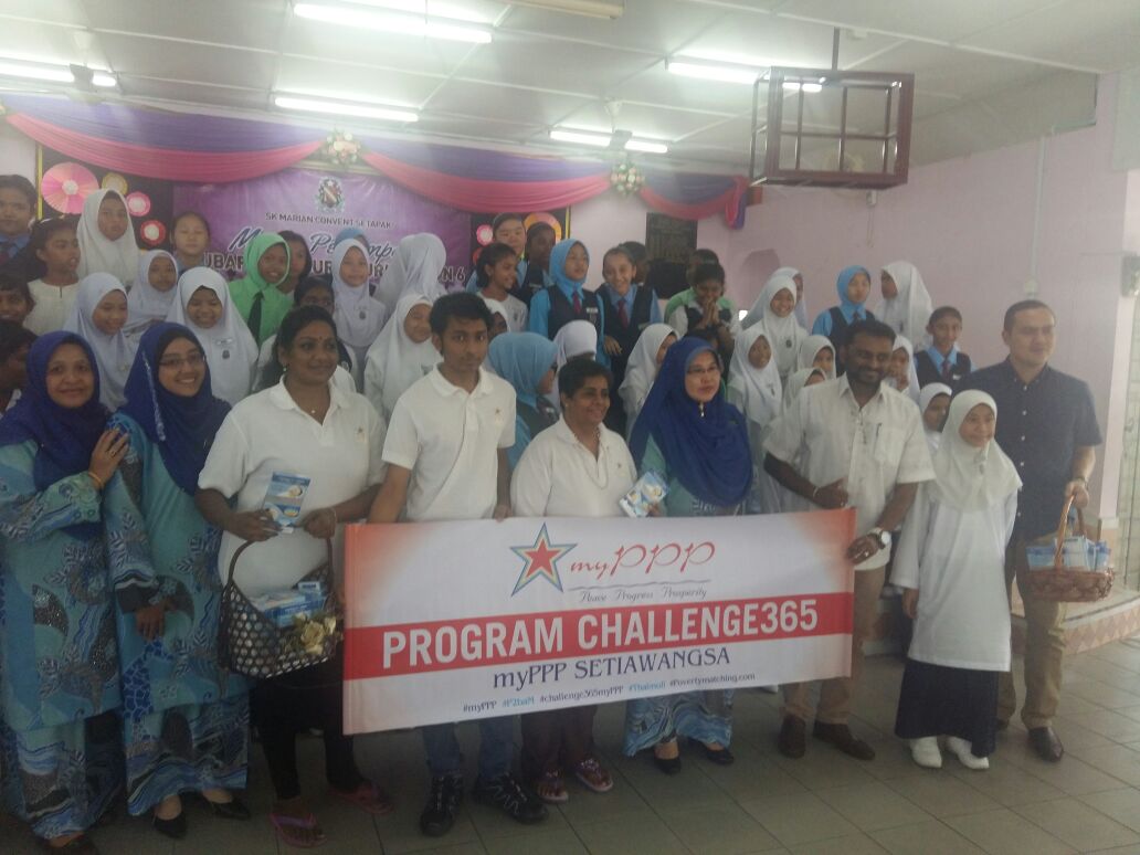 PPPSetiawangsa's tweet photo. #myPPP #P2baM #challenge365myPPP #Day46 Pemberian "Cool Skin Gel" di SK Marian Convent @m_kayveas @simonsuresh1 @anylaurie16 @barisanasional https://t.co/v083oCfOxP