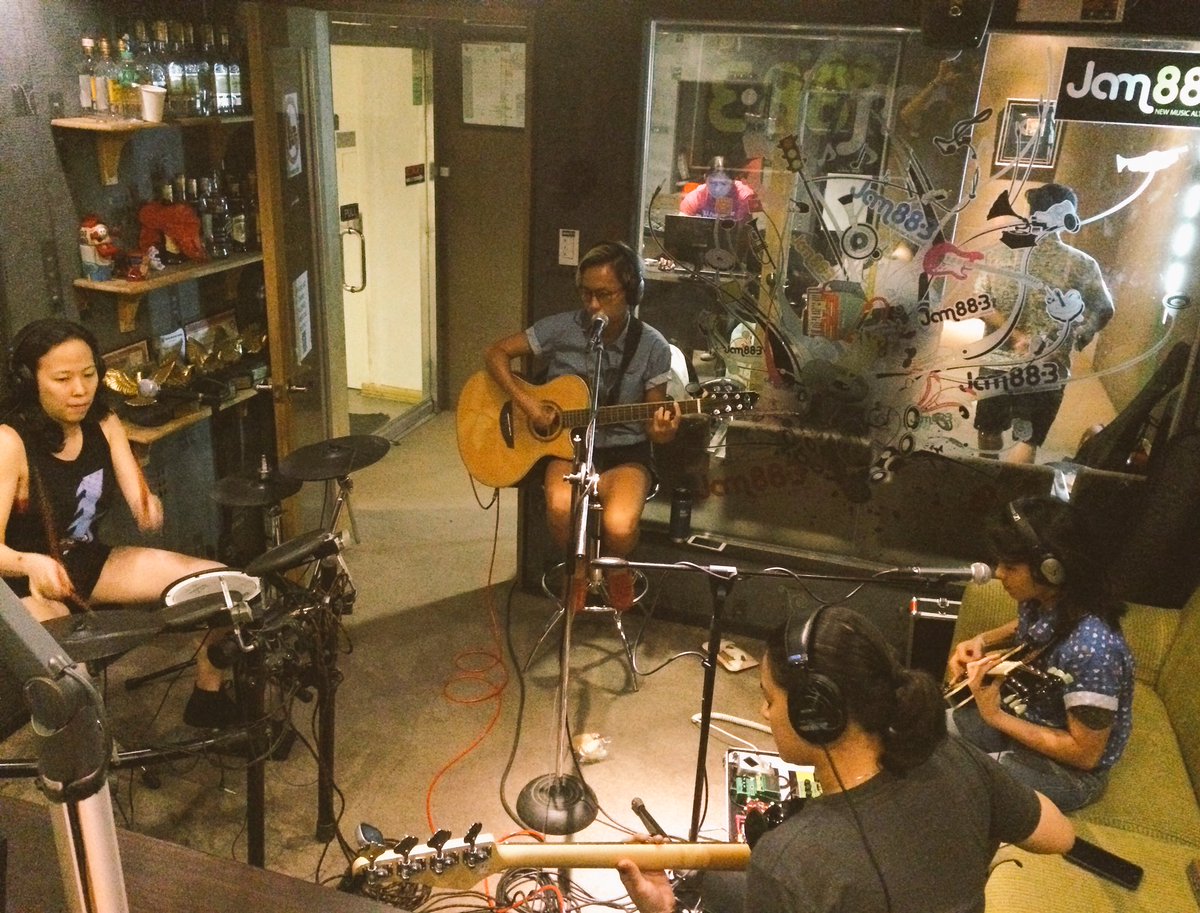 gggjoob's tweet image. #FreshFilter #StudioSessions now with @flyingipisband! #sarapngorig #sarapngtotoo