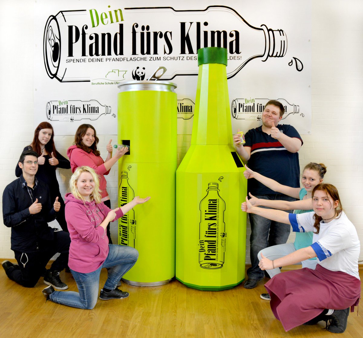 Entscheiden Sie: Welches #Klimaschutz-Projekt an Schulen verdient Gold? Alle #Energiesparmeister2017 zum Voting auf bit.ly/1sBPfGM