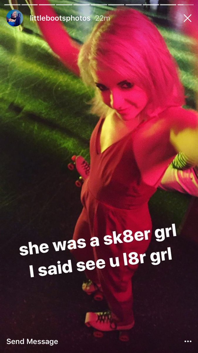 zulunineteen's tweet photo. @littleboots and @AvrilLavigne in one snap. It's doesn't get much better than that!! #snapdreams https://t.co/c8YB3FkcZb