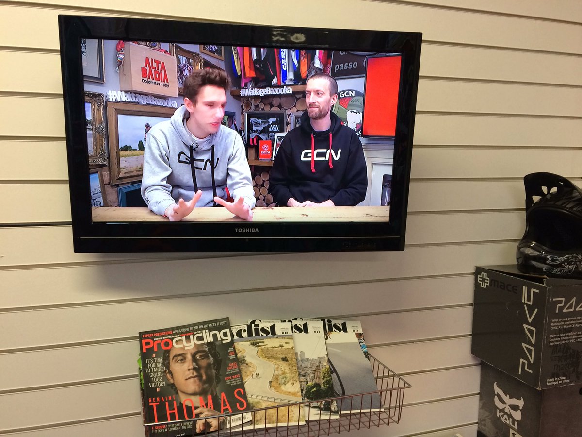 southsea_cycles's tweet photo. Some @gcntweet in the social corner today! We love their videos! #askgcnanything #thegcnshow #southseacycles https://t.co/4fkLzEZeJX