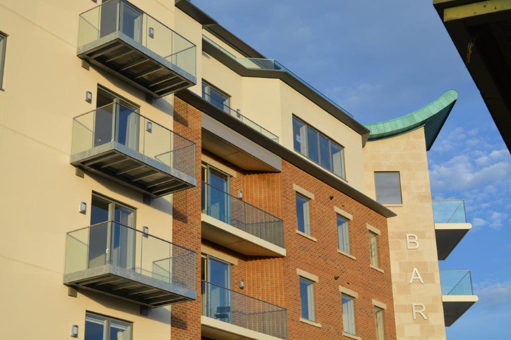 MaxgateDorset's tweet photo. #TOLET Brand new Luxury 2 bed Apartment #BrewerySquare #Dorchester https://t.co/yfo9BG7yBD