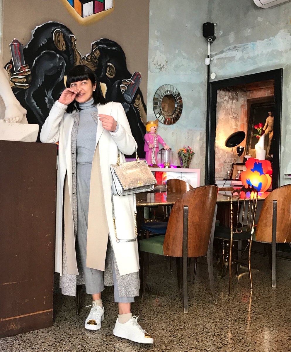 Quando sei contenta!!!
Anche senza motivo... contenta e basta...
#AnaLauraRibas #TheSmallBistrot  <a href="/giancpetriglia/">Giancarlo Petriglia</a> <a href="/PUMA/">PUMA</a> <a href="/LoreAntoniazzi/">LorenaAntoniazzi</a>