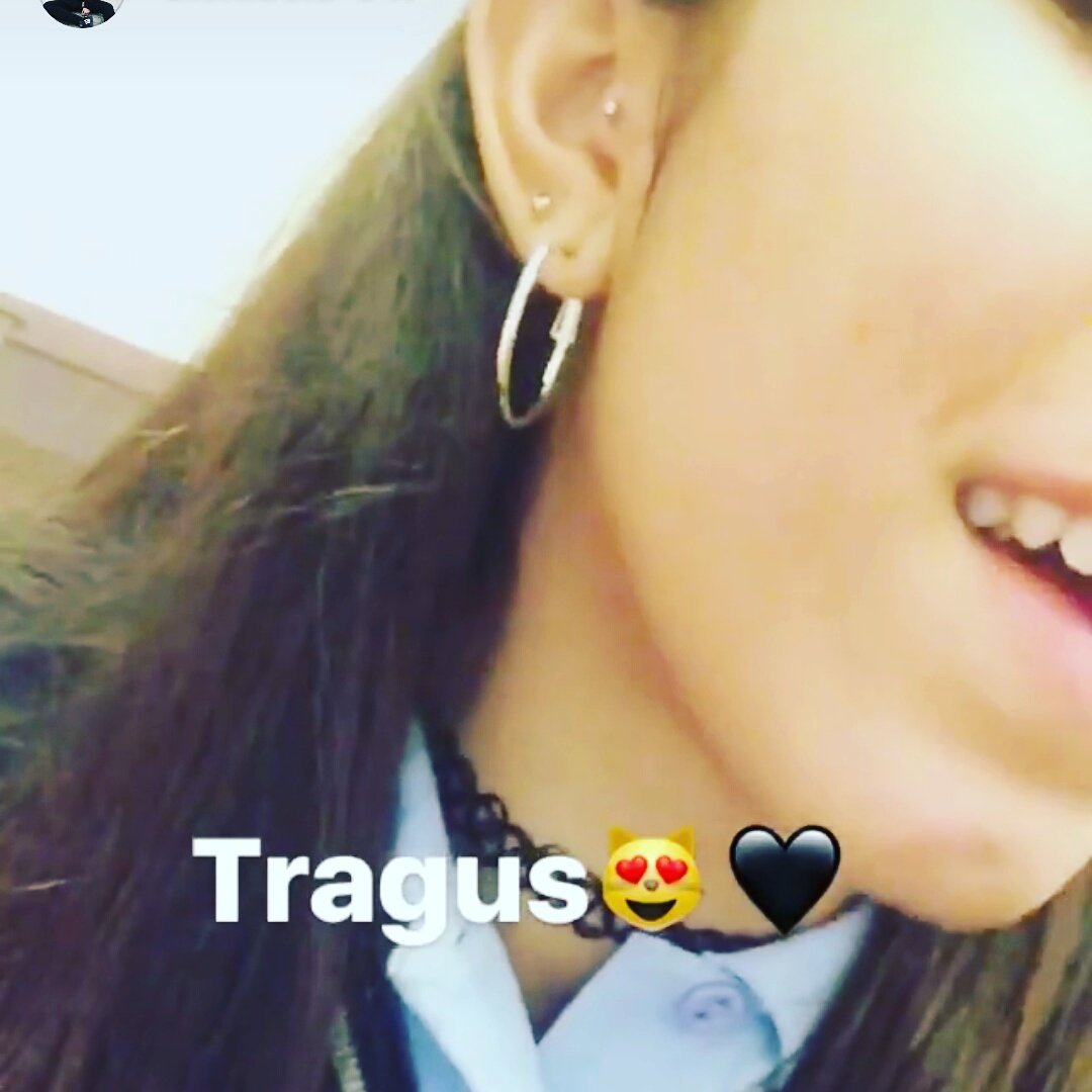 blcklucia's tweet photo. #tragus  #piercing  # piercingmolon https://t.co/quDBKceNcb
