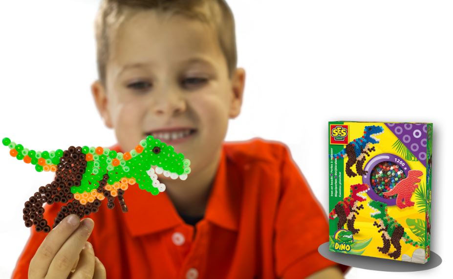 Op zoek naar een #strijkkralen set voor #jongens? ses-creative.com/nl/ses-strijkk…