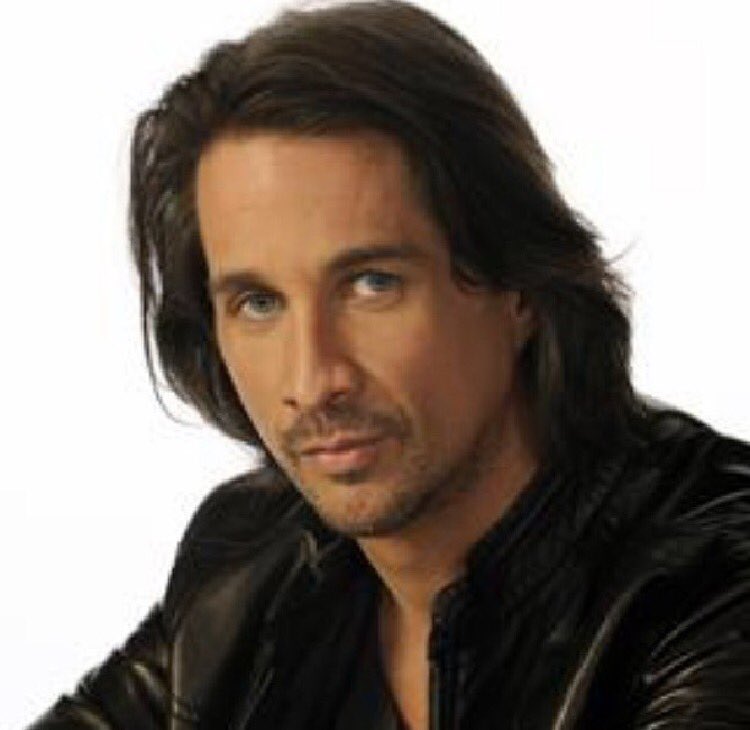 Happy Birthday to the gorgeous Michael Easton!  