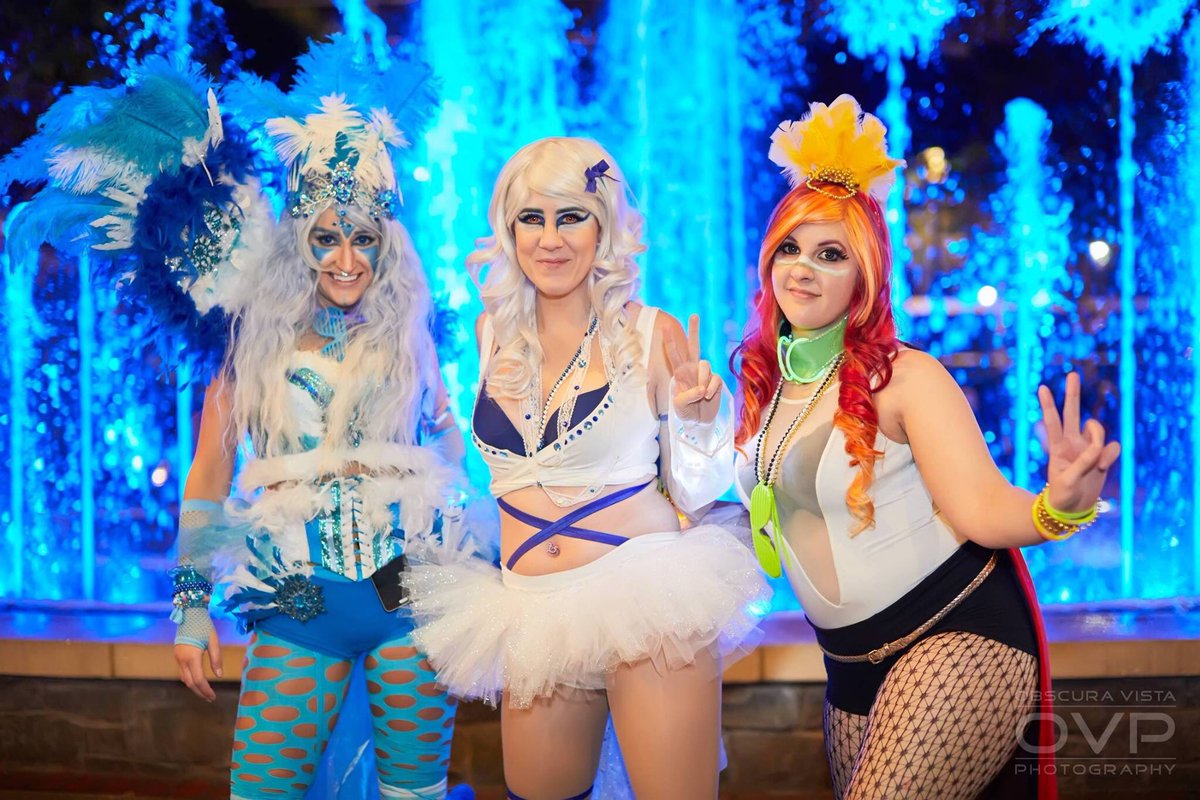 MadameToadstool's tweet photo. Check out this shot captured by Obscura Vista (Facebook) at #MAGfest2017! #raverlugia #raverarticuno #raverhooh #cosplay https://t.co/zXNqShMzV0