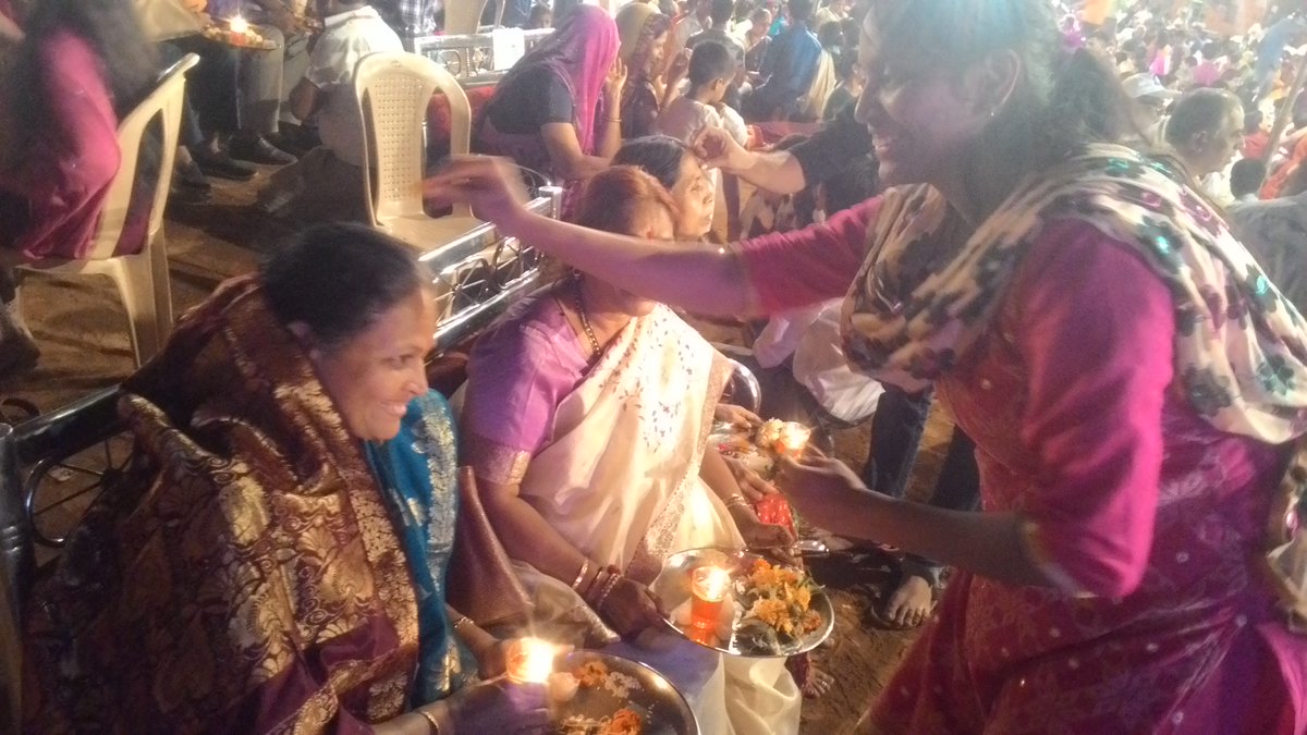ashramgoregaon's tweet photo. Parents Worship Day Celebration: Kurla, Mumbai, Maharashtra
#LovedParentsWorshipDay
@14FebPWDay @Parents_Worship @BYS_Mumbai @ParentsWorship https://t.co/eoKmJwHhxG