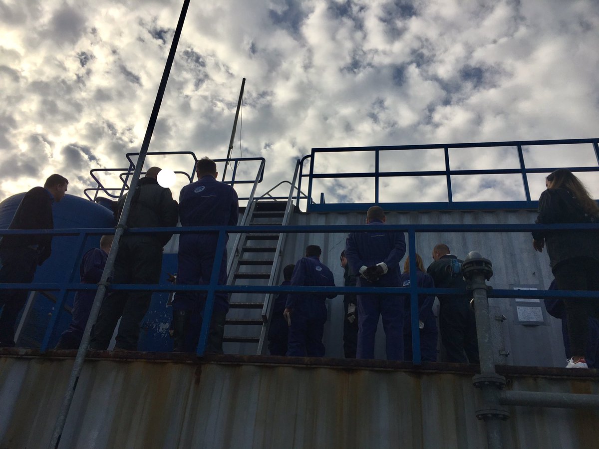 hnr's tweet photo. Wat gaan we doen? @Portbase @hnr HNR Recruitment event https://t.co/z1vqI63N50 onderdeel 1 tasteninhetduister #smoke!! https://t.co/scK26Uspjx