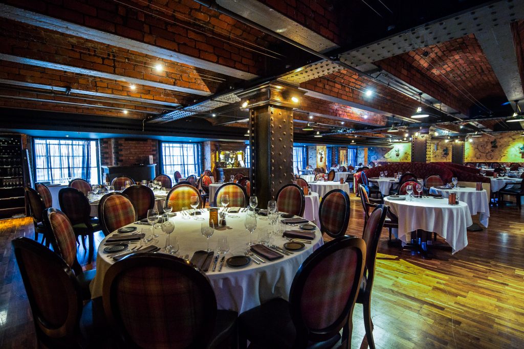 rupert_watkins's tweet photo. Local produce &amp; exceptional value, the tasting menu at @JamesMartinMCR #Manchcester is a gem @riddlemagazine https://t.co/VdXkAMeqfQ https://t.co/X69XEIsfHJ