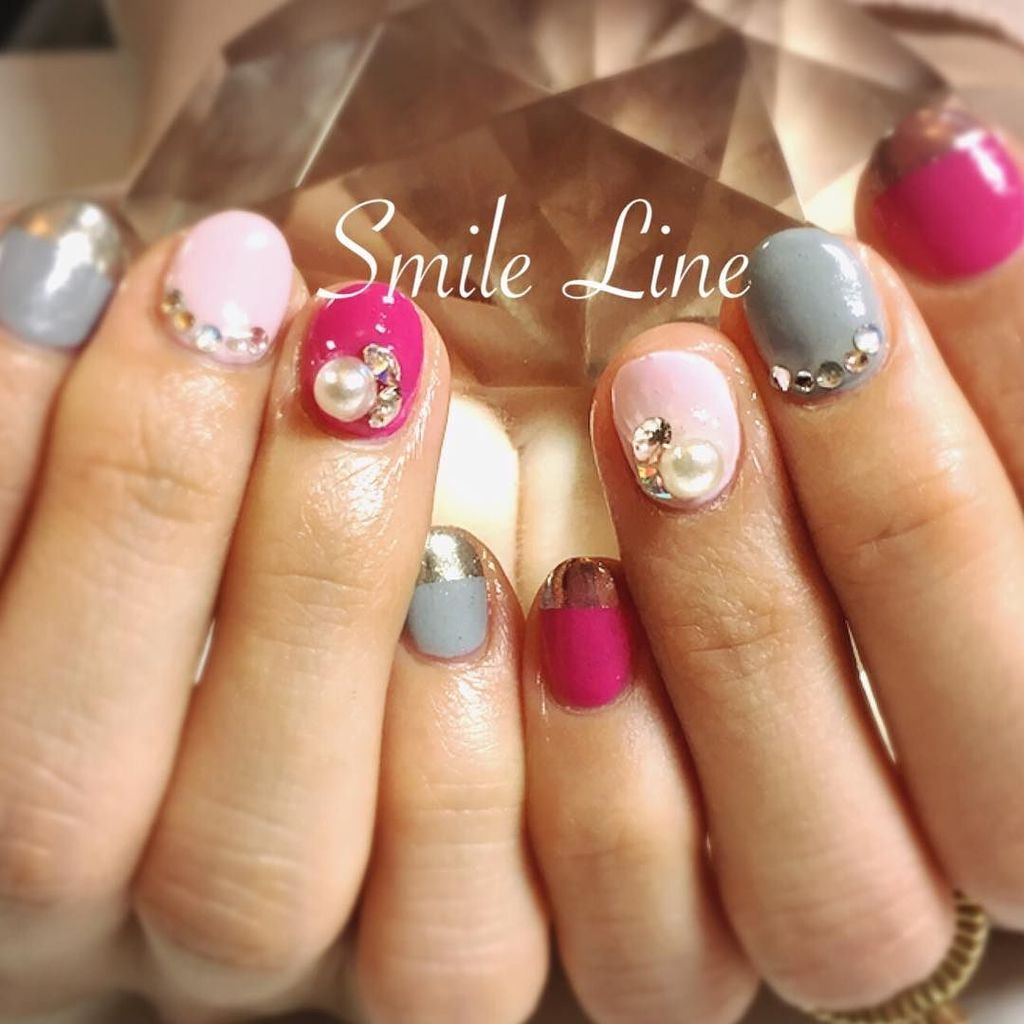 Smile Line Nail ソフトジェル ネイル ピンク グレー ビジュー ミラーフレンチ ショートネイル パール デコ 加古郡稲美町 稲美町ネイルサロン キッズス T Co Yi0wlwvzmv