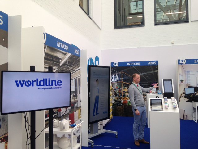 Atos's tweet photo. Experience the Future of #Retail at our Digital Retail Lab - be ready for the next digital #shopping environment! https://t.co/dORMRZofbU https://t.co/s82UG850Am