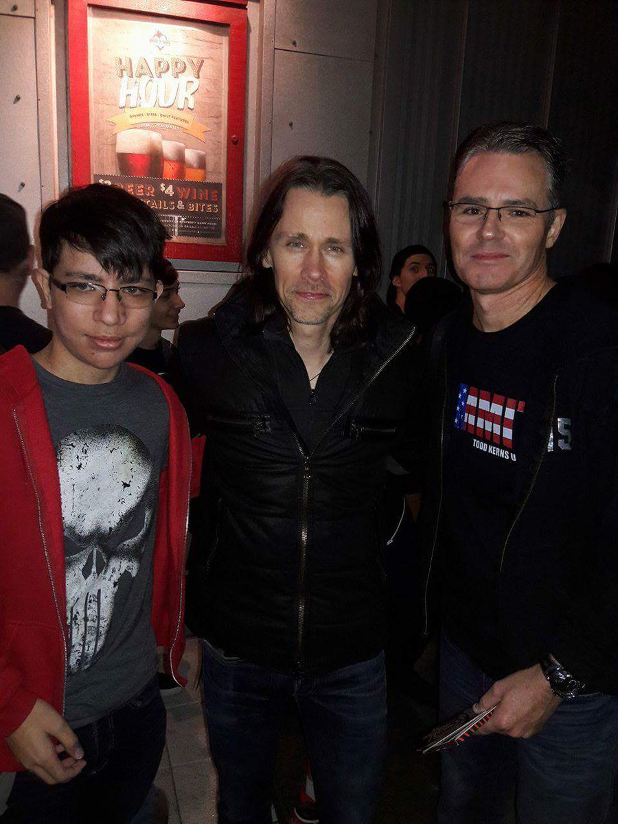 SMKC_TKerns_TX's tweet photo. Meeting Mr Miraculous last night with my son #JoshDarnit and wearing my @todddammitkerns T-shirt. Props to @ToddKernsUSA https://t.co/YewIcl42Iw