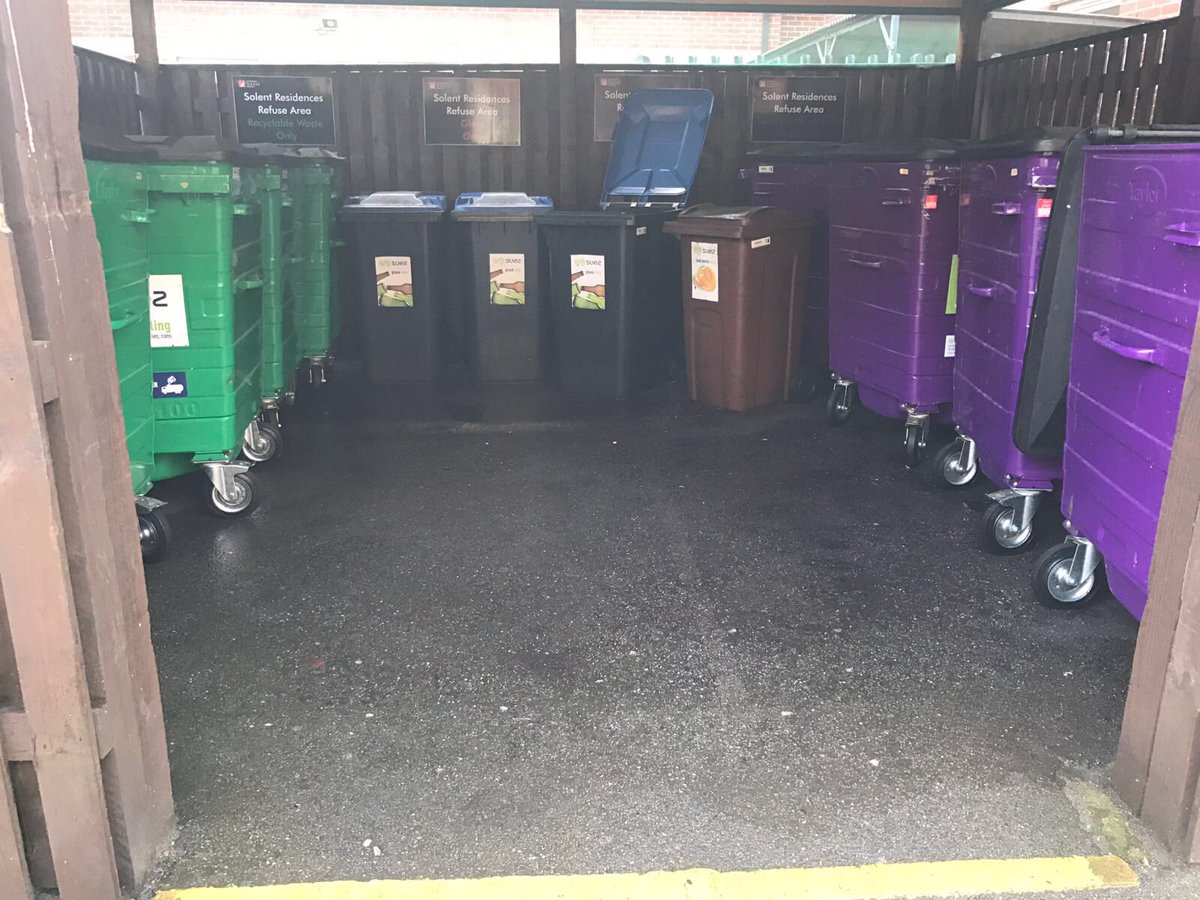 Does your commercial binstore need a clearance and pressure wash deep clean? Contact us to discuss your needs and schedule an attendance