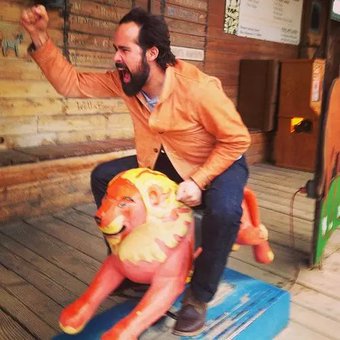 Happy birthday to the one and only Ronnie Vannucci Jr !   