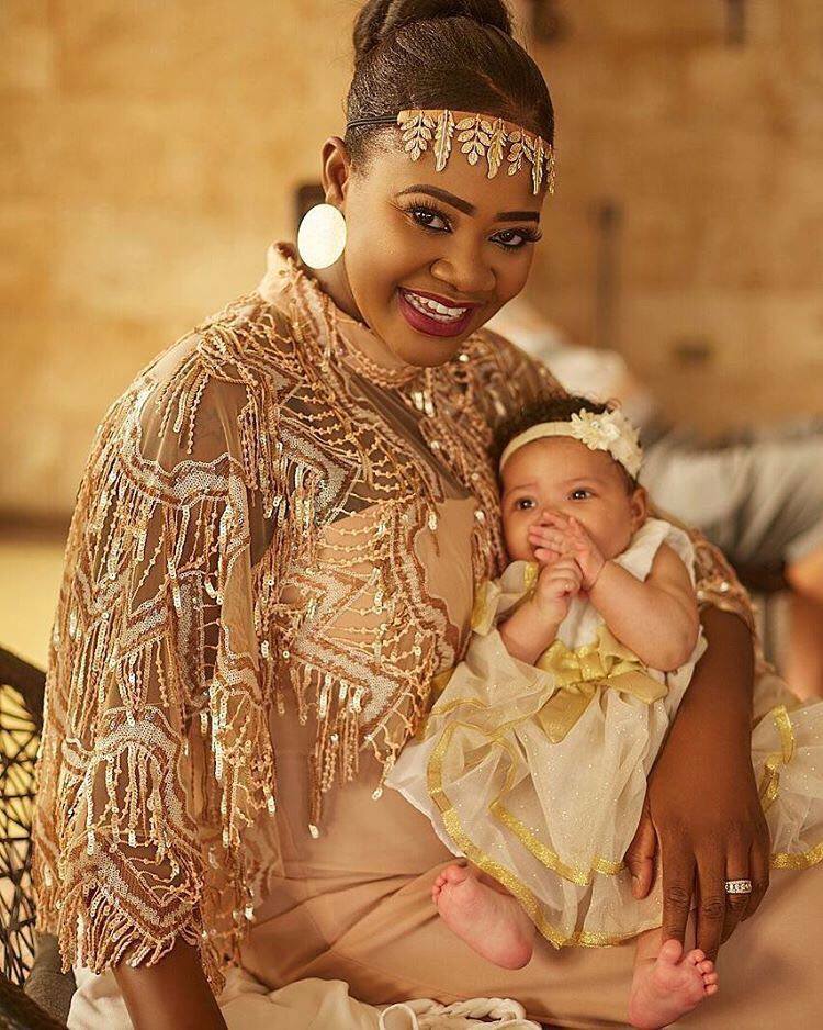 #KafuiDanku shares photo with her adorable daughter Read more >> bit.ly/2kxbJEo