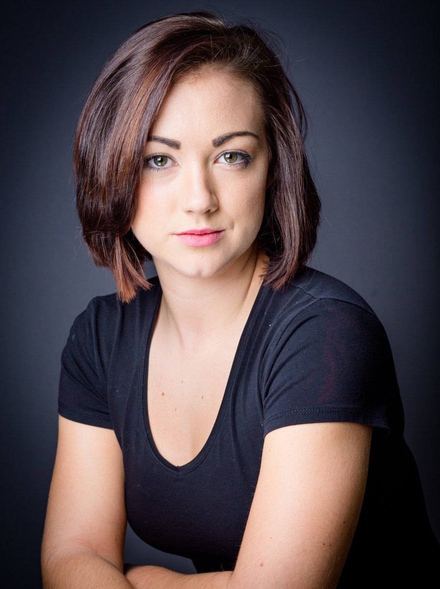 ShackArtists's tweet image. So thrilled for @EmmaBolton93 on her upcoming #China adventure.  #allthingscreative Lucky kids!