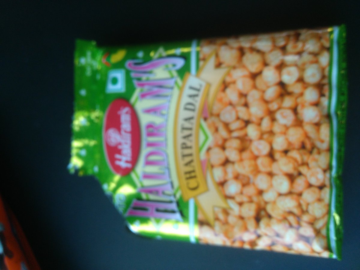 prashantmalaiy1's tweet photo. @sureshpprabhu in bhopal - delhi 12001shatabdi Catering service provide “SAMPLE PACK” of cookies &amp; "Not for sale" pack of “chatpata dal”HOW? https://t.co/yKqVcpWrbs