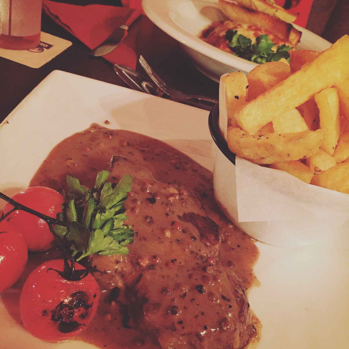 TheScapeHouse's tweet photo. HUGE thanks to everyone who joined us on Valentine's Night! ❣️🍴

#Huddersfield https://t.co/sxMRXzZu7E